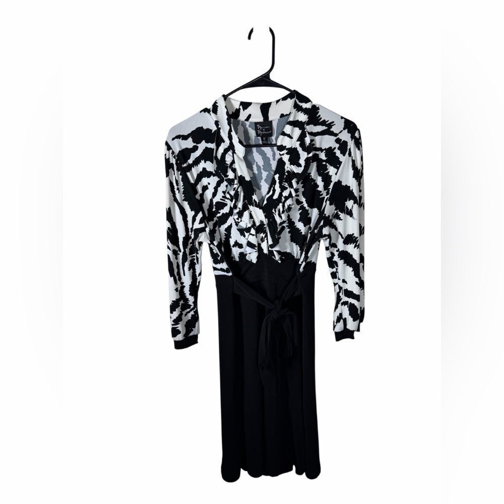 mercer & madison Black and Gray Animal Print Dress